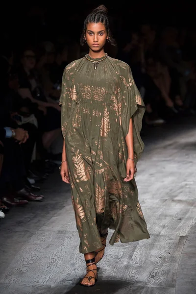 Look 59